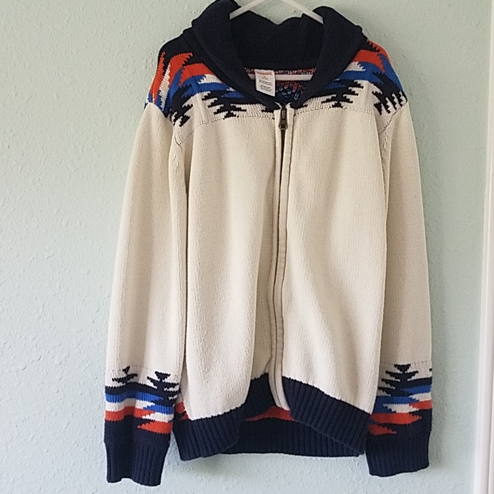 zip up sweater